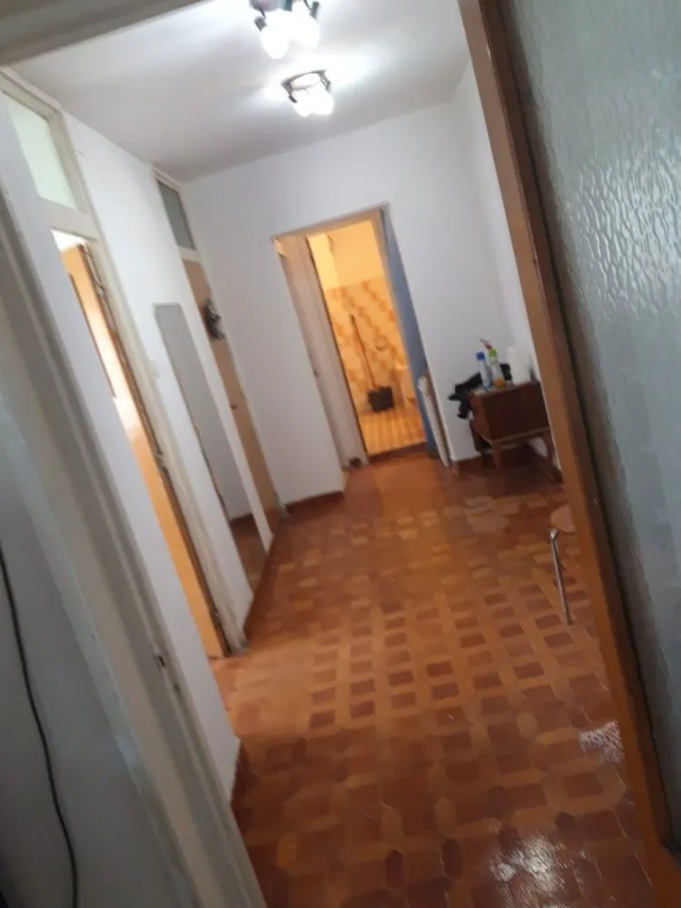 Cotroceni, One, 2 cam. dec. 76 mp, utilat, mob - Apartament exceptional in Cotroceni-One singur pe fatada principala, 2 camere decomandate, suprafata generoasa, zona verde, Cotroceni-One, vis-a-vis de Lidl, 78 mp., utilat, mobilat, imobil 1989, izolatie termica, etaj 6/8, parchet masiv, termopane, balcon, utilat, masina de spalat automata, TV, internet, aer conditionat. Bloc cu o singura scara, 3 apartamente/nivel, bine amplasat topografic. Magazine: Lidl, parc pentru copii adiacent, parcare. Transport: STB, metrou Academia Militara. Termen lung, 1 rata si garantie 500 EUR