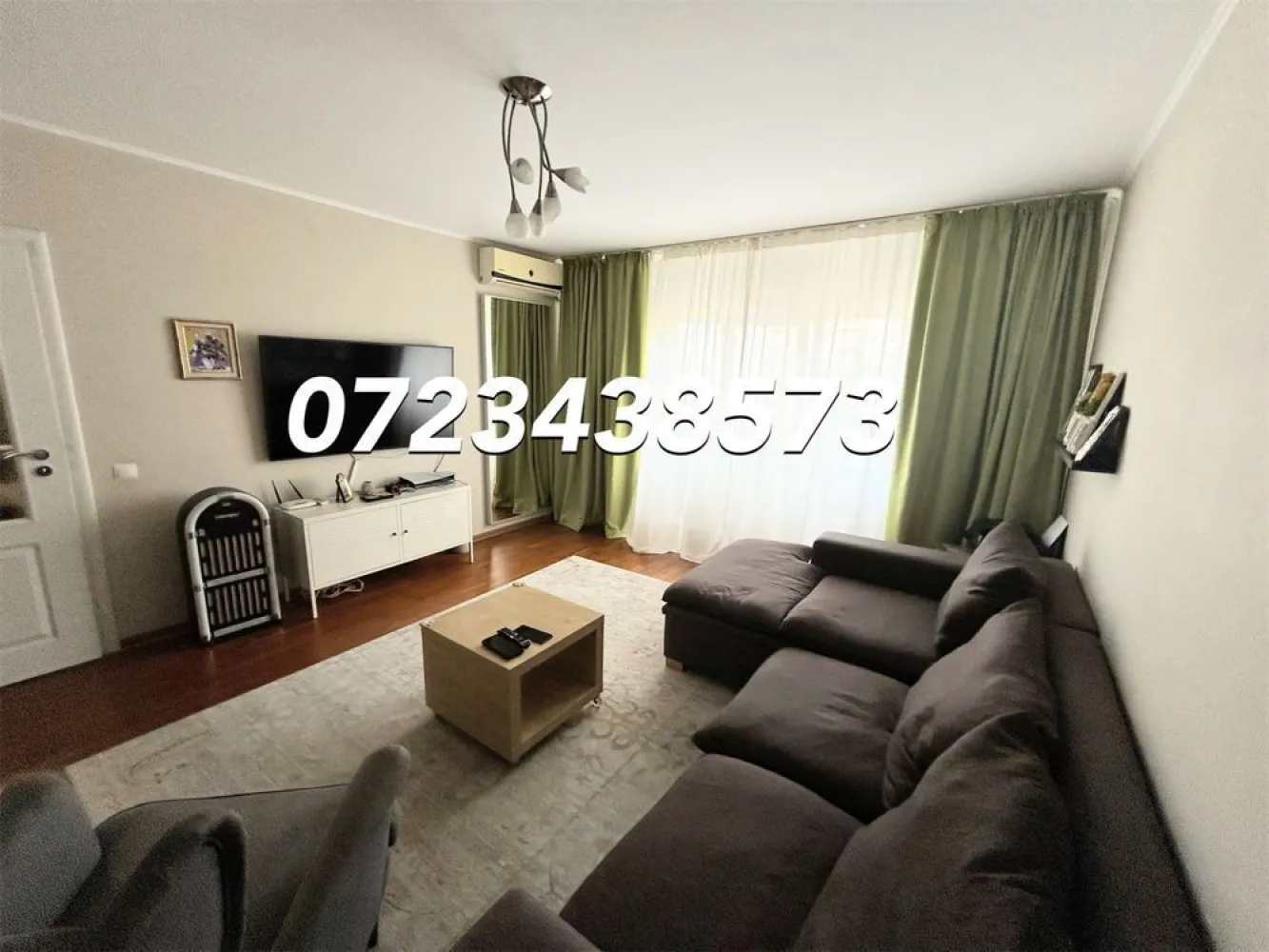 Apartament 3 camere Nerva Traian adiacent - Proprietar, vand apartament de 3 camere pe strada Alexandru Moruzzi nr 3, adiacent Nerva Traian.

Apartamentul se afla intr-un bloc construit in anii 1989-1990, reabilitat termic / anvelopat si dispune de o suprafata utila de 73mp + 3 mp balcon (hol H) compusa din: living spatios, 2 dormitoare, 2 bai, hol, 2 debarale, bucatarie si balcon. Este situat la etajul 6 din 8, a fost renovat complet cu inlocuirea tuturor instalatiilor (sanitare, electrice) si are montata o centrala termica pe gaz. Are vederea mixta, dormitoarele spre Sud iar bucataria si livingul spre Nord. Scara este curata, liftul a fost recent modernizat.

Apartamentul se vinde complet utilat si mobilat, dispune de masina de spalat vase, cuptor, plita, hota, frigider, cuptor cu microunde, 1 TV, 3 aparate de aer conditionat, masina de spalat rufe, uscator de rufe. Apartamentul este bine compartimentat si dotat cu multe spatii de depozitare. In camere este montat parchet triplustratificat din lemn, iar in restul apartamentului este gresie care imita lemnul.