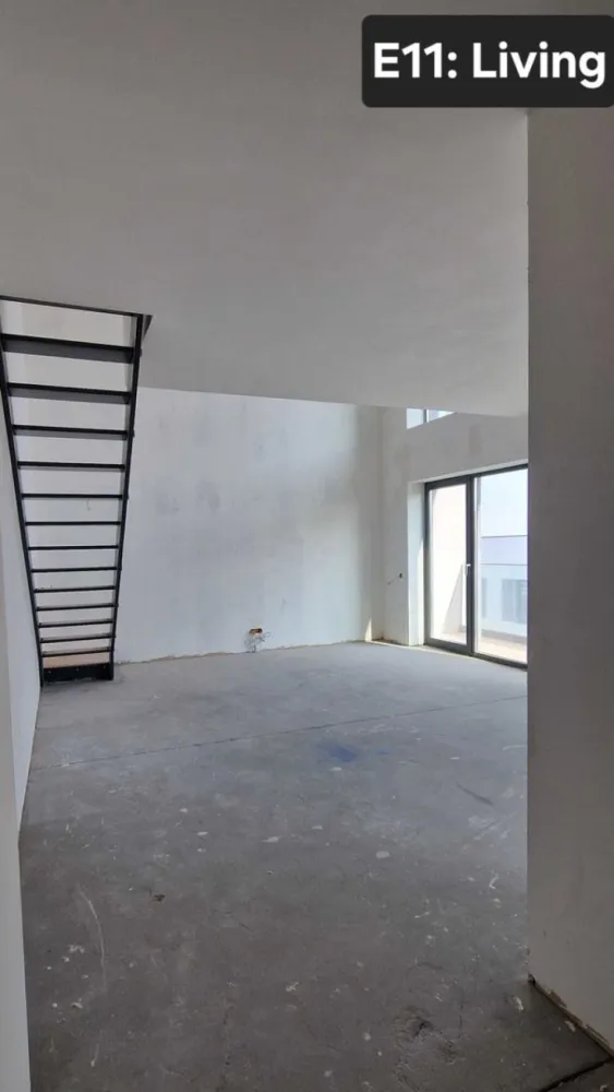 Cloud 9 | Aviatiei | Duplex 3 cam | Proprietar | TVA platit - PROPRIETAR

Vand duplex cu 3 camere, 3 bai, 2 terase, dispus pe ultimele doua etaje
etajul 11: living, bucataria, baie, hol, terasa
etajul 12: doua dormitoare, doua bai, hol, terasa

Se vinde cum se vede in poze, pentru a va putea personaliza finisajele.
Incalzirea se face prin pardoseala la etajul 11, iar la 12 prin calorifere.
Suprafata utila a duplexului este de 83 mp + 15 mp cele doua terase.
Are 3 ap aer conditionat, system smart home si interfon.

PARCARI: Apartamentul se vinde impreuna cu doua locuri de parcare subterane, la nivel -1. Pret/loc: 18000 EUR