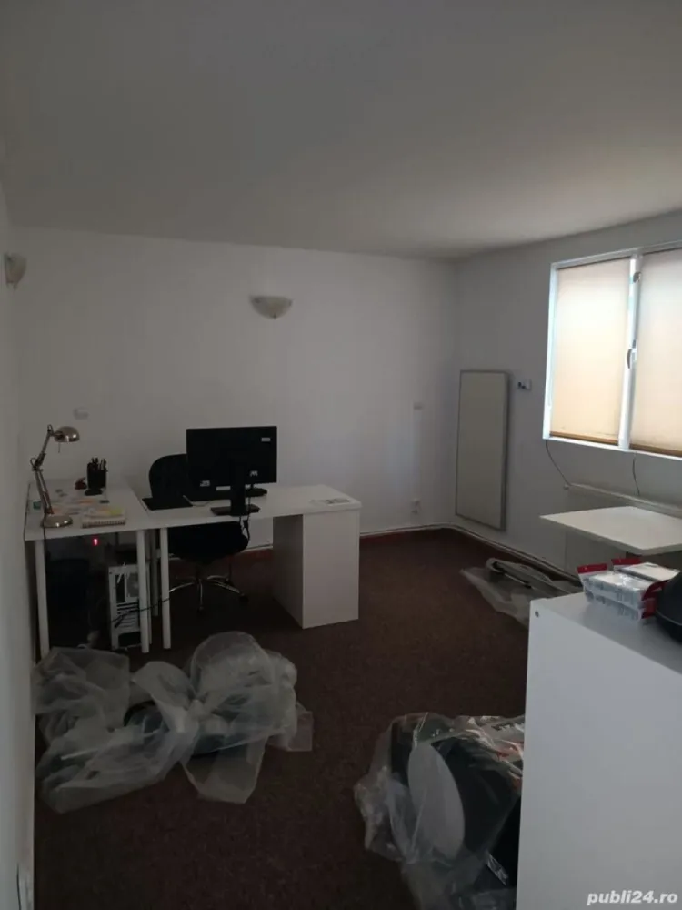 Vand vila spatiu comercial 200m - Vand vila spatiu comercial 200 m 
Exculs agentii imobiliare
zona veteranilor militari