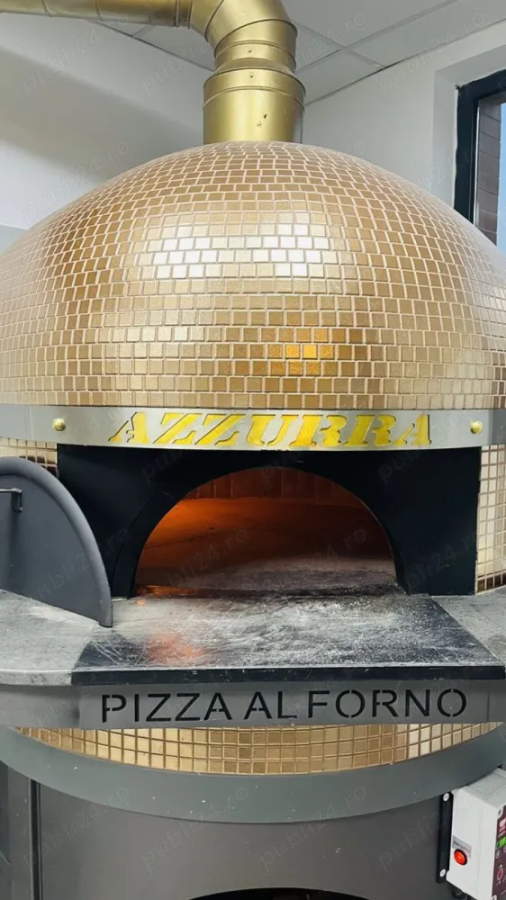 Afacere la cheie- Restaurant cu specific ITALIAN - SE VINDE AFACERE ! 
- Restaurantul are 125 mp și cuprinde : bucătăria open space sala de mese bar 2 toalete 1 zona de depozitare marfa 9 parcari exterioare (dintre care 5 sunt folosite ca și terasa pentru clienți). 
- Este complet dotat și amenajat și beneficiază de 3 ieșiri!
- Afacerea este în continua dezvoltare, cu creştere de la luna la luna , restaurantul desfășurându-şi activitatea din august 2023. 
- Poziționat pe bulevardul Metalurgiei sector 4 lîngă METRO, LIDL, JUMBO, vis-a-vis de parcul TUDOR ARGHEZI și fiind înconjurat de o multitudine de complexe rezidențiale, afacerea se bucura de o imagine pozitiva , creată atât în mediul online pe paginile de socializare cât și în locație , de către clienții fideli, mulțumiți de calitatea primită la noi în locatie. 
- Strategia acestei afaceri este concentrată pe menținerea calitații, a standardelor deja create și pe continuitate, pentru a putea atrage și mulțumi și alți potențiali clienți. 
 - Afacerea oferă preparate AUTENTICE. 
- Pachetul cuprinde : echipamentele si mobilierul, furnizori, clienți, angajați, Brand, social-media, avize și autorizații.
(în ceea ce privește societatea în sine - discutabil).
- Vom arata transparența în veniturile societații şi tot ce reprezintă rețetare şi bunul mers al restaurantului în continuare.
- Vânzările sunt asigurate inclusiv pe Glovo, Tazz, Bolt.

- PREȚUL ESTE NEGOCIABIL !