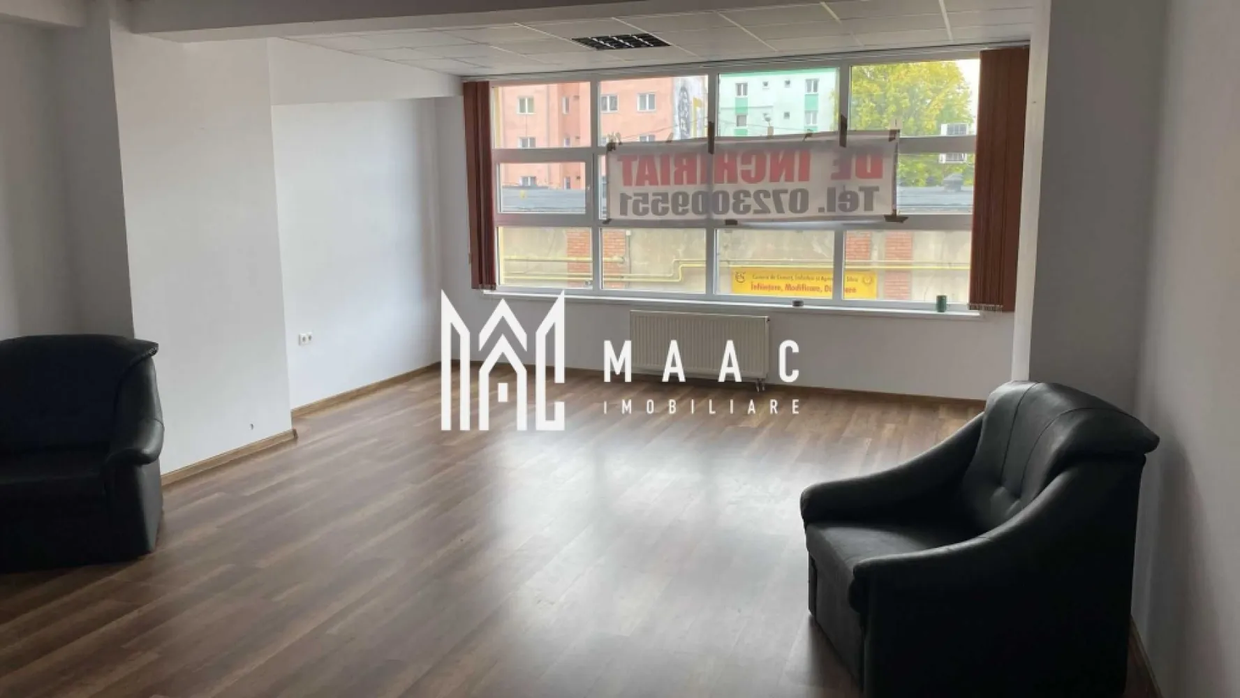 Spatiu birouri | Registrului Comertului | Etajul 1 - Maac Imobiliare – Închiriere spațiu birouri, 44 mp, Registrul Comerțului

Maac Imobiliare propune spre închiriere un spațiu de birouri open-space, cu o suprafață de 44 mp, situat în clădirea Registrului Comerțului, la etajul 1, imediat în fața intrării principale.

Spațiul este dotat cu fotolii, canapea, birou și dulap, pregătit pentru activitate imediată.

 Locație excelentă, într-o clădire reprezentativă și ușor accesibilă.

Pentru mai multe detalii precizati telefonic ca ati vazut anuntul cu ID: CP2767402