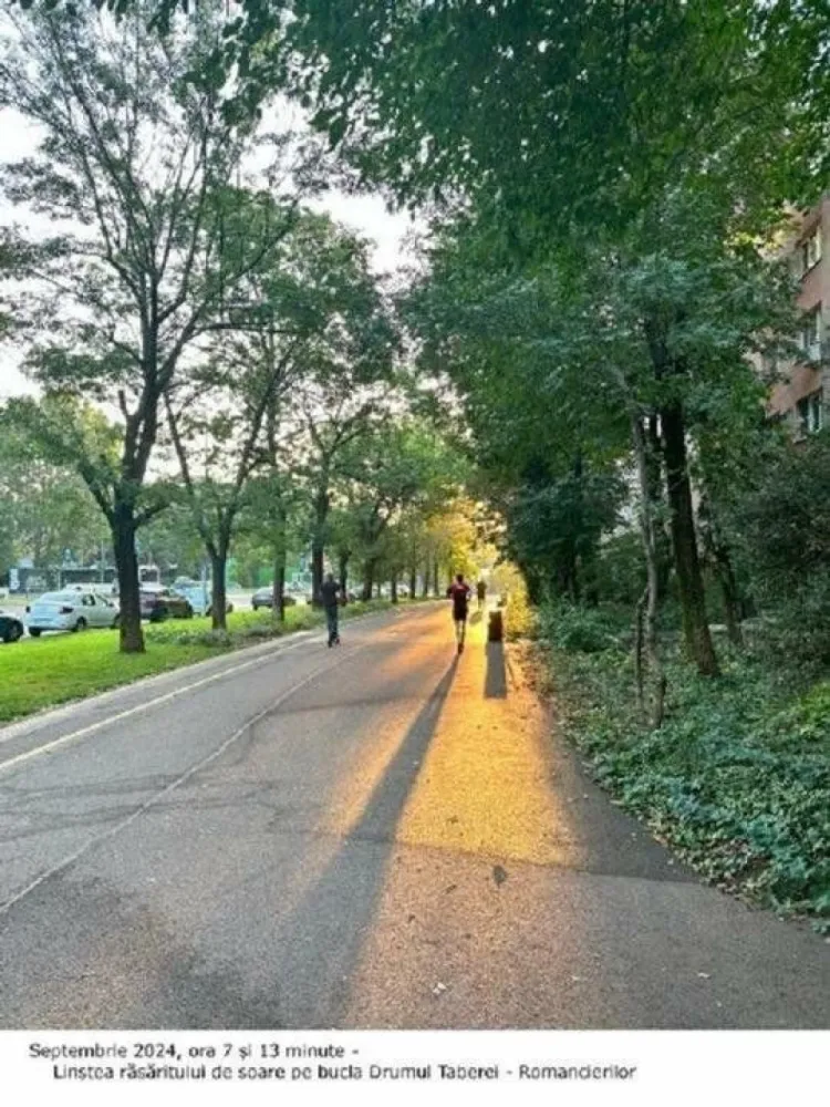 Direct de la proprietar - Dr.Taberei, Romancierilor, Metrou, disponibil imediat, - Descrierea blocului în care se află apartamentul
Bloc construit în 1971, de 4 etaje de tip D, cu 6 scări, În total 60 de apartamente şi 54 de garaje.
Fiecare scară a blocului este configurată astfel:
- La nivelul străzii â€“ scară de acces şi 9 garaje, 2 variante de garaje, 4 mai late şi 5 mai înguste (diferenţa în lăţime â€“ 0,4 m). În faţa blocului 4, în spate 5 garaje.
- Parter (Hochparter) â€“ 2 apartamente de câte 3 camere şi 1 spălătorie (comună) a scării. 
- Etajele 1 la 4 â€“ 1 apartament de 4 camere şi 1 apartament de 3 camere.
Faţa blocului este orientată spre nord â€“ sufragerii şi bucătării, iar spatele blocului spre sud â€“ dormitoare. Excepţie fac apartamentele care se află la cele 2 capete ale blocului, care ferestrele de la sufragerii spre est â€“ cele de la prima scară, respectiv spre vest â€“ cele de la ultima scară.

Faţada şi acoperişul blocului au fost izolate termic / anvelopate, iar intrările de la cele 6 scări au fost reconfigurate de la 1 rând la 2 rânduri de uşi termopan. Toate ferestrele scărilor şi toate logiile au ferestre termopan.

Apartamentul
Este compus din 4 camere â€“ una din camere cu balcon tip logie, bucătarie cu cămară / debara, baie cu cadă de baie, chiuvetă şi WC, un WC serviciu separat, precum şi un hol de legătură compus din vestibul, hol şi sas baie.
Compartimentarea este de tip decomandat, accesul la fiecare din încăperi se face prin hol.

Distanţele între ferestrele apartamentului şi blocurile de vecinătate:
- Dormitoare (însorite, orientate spre sud) = 20 m, spre o alee secundară, numai pentru acess la garaje
- Sufragerie (însorită dimineaţa, orientată spre est) = 54 m, spre strada Cetatea Histria, cu spaţiu verde între bloc şi stradă
- Bucătarie (orientată spre nord) = 50 m, spre o alee secundară, acess la garaje şi parcări de reşedinţă.
Pentru comparaţie, lăţimea totală a bulevardului Drumul Taberei care este de de aprox. 56 m.

Conform releveului (vedeţi fotografie extras cadastru), 
- suprafaţa utilă este de 76,77 m2
- suprafaţa totală utilăâ€“ suprafaţa utilă plus logia â€“ este de 81,44 m2.

Încălzirea se face prin calorifere în sistem de termoficare.

Podele â€“ parchet din stejar masiv, iar în restul apartamentului gresie â€“numai în logie podeaua este de ciment.
Pereţii â€“ apartamentul este tencuit şi zugrăvit, în plus bucătăria, baia şi WCul de serviciu sânt placate cu faianţă.

După 1990 succesiv apartamentul a fost modernizat şi îmbunătăţit:
- Ferestre termopan
- Instalaţie de aer condiţionat în sufragerie
- Uşă metalică de apartament antiefracţie, 2 yale, 2 vizoare.
- CATV; fibra optică; interfon.
- Contor digital energie electrică, ceasuri de apă, repartitoare de căldură radio la calorifere.

Apartamentul este nemobilat, dar bucătăria este funcţională â€“ aragaz, frigider, microunde. În cămară şi logie â€“ rafturi metalice de depozitat, construite pe măsură.

Garajul
Are o adâncime de 5,06 m şi o lăţime de 3,41 m, suprafaţa fiind de 17,25 m2. Cu o lăţime de 3,41 m, este unul dintre garajele mai late şi deci mai mari.
Chiuvetă cu apă caldă şi rece, prize de curent 24 si 220 volţi.
În faţa garajului un loc suplimentar de parcare în folosinţă exclusivă.

Info â€“ chiria unui loc de parcare de reşedinţă în Drumul Taberei â€“ zona galbenă / C â€“ este de 455 RON pe an, tarif valabil în 2024.

Descrierea utilităţilor şi a proximităţii
Creşe, grădiniţe de copii, şcoali gimnaziale, colegii naţionale / licee (distanţele în minute de mers pe jos):
Reţea stat:
- 1 creşă la 9 minute, altă creşă in cartier
- 2 grădiniţe de copii, fiecare la 5 minute, alte 6 în apropiere, la distanţe între 9 şi 19 minute
- 1 şcoală gimnazială la 3 minute, alte 3 în apropiere, la distanţe între 9 şi 11 minute
- 2 colegii naţionale, la 4 minute şi la 10 minute, alte 2 la 14 şi 25 minute
Reţea privată:
- 3 grădiniţe de copii la distanţe de la 14 pâna la 20 minute
- 1 liceu la 17 minute
Cabinte medicale
1 policlinică, la 4 minute
Diferite cabinete medicale şi de stomatologie
Magazine de proximitate
Magazine de alimentaţie, supermarketuri, de produse nealimentare, de servicii: farmacii, bănci, telecomunicaţii, poştă, etc., pe o rază de până la 20 minute. De remarcat piaţa Valea Ialomiţei, cu produse în principal agroalimentare, la tarabe şi în minimagazine, la 9 minute.
2 megaâ€“supermarketuri â€“ Kaufland şi Auchan, fiecare cu galerie de magazine
3 maluri â€“ AFI Cotroceni, Plaza România şi Supernova Lujerului.
Brico şi mobilă â€“ 2xDedeman, zonele Valea Cascadelor şi Bulevardul Ghencea
Restaurante
Nenumărate restaurante clasice şi fast food, de remarcat intersecţia Drumul Taberei / Romacierilor la 5 minute.
Transport în comun
Metrou 
 â€“ staţia M5 Romancierilor, la 2 minute.
Autobuze
 â€“ staţia Romancierilor: 105, 138, 168, N116 şi N121â€“ autobuze de noapte
â€“ staţia Piaţa Valea Ialomiţei: 105, 138, 168, N116, N121 â€“ vezi staţiile Romancierilor, 93, 232 
Tramvai
â€“ staţia Romancierilor / Bulevardul Timişoara: 25
