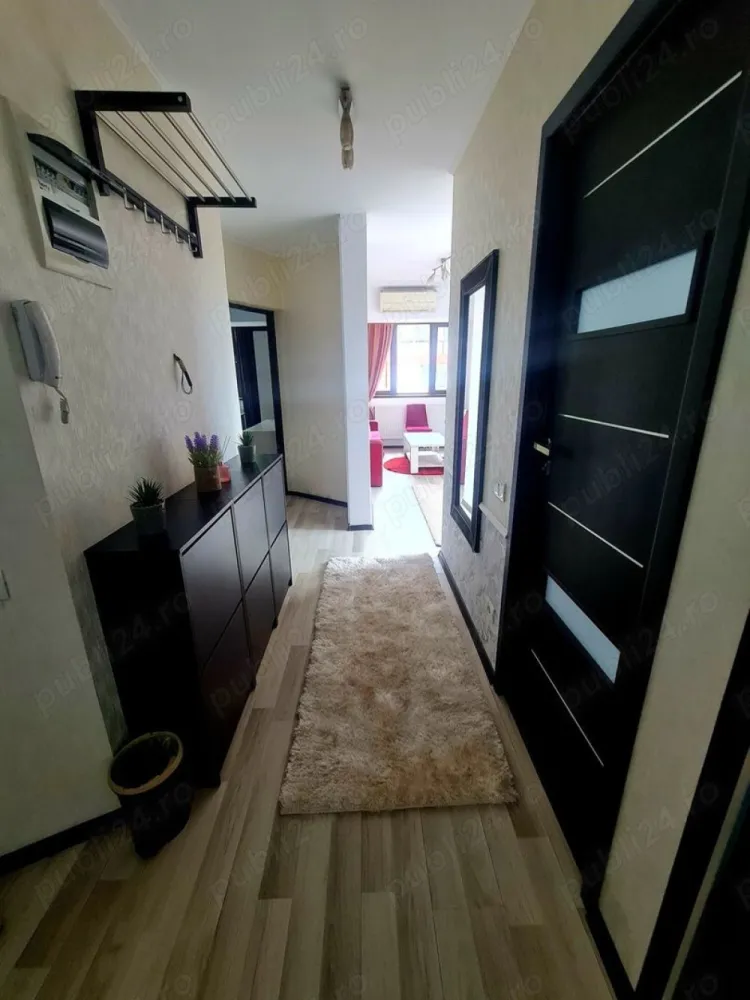Apartament 3 Camere Barbu Vacarescu | Floreasca | Direct Proprietar - irect Proprietar ofer spre vanzare un apartament cu 3 camere, situat intr-o zona linistita, aproape de multe zone de interes.

Apartamentul se afla pe strada Vrancioaia Nr. 7.
Apartamentul se afla la etajul 3 din 4. Blocul nu dispune de lift.

Vecinatati :
- Parcul Verdi 350m ,Parcul Tei 1.1 km, Parcul Floreasca 1.3 km.
- Tramvai Barbu Vacarescu 350m.
- RATB 350m.

Apartamentul are centrala proprie si este complet utilat, este total igienizat, pregatit pentru mutat.

Zona este una foarte linistita, vecinii sunt de o buna calitate, pe scurt este un apartament ce va deveni caminul calduros pe care il doriti.