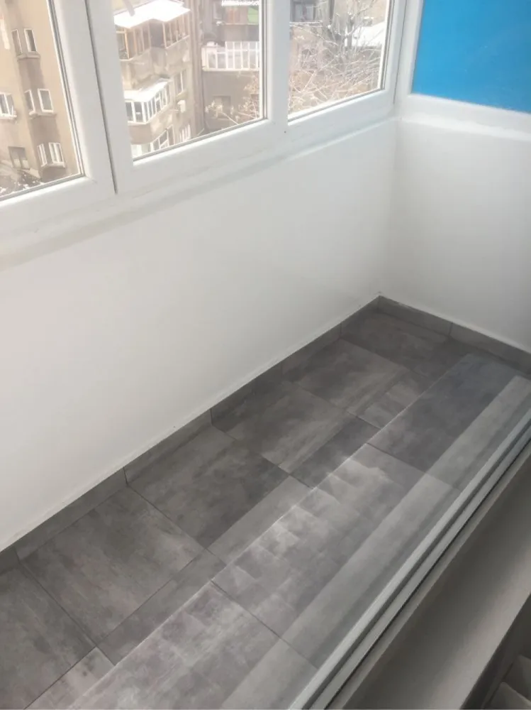 Gara de Nord 3 camere renovat - Dinu Golescu, 3 camere, etaj 5/7, bloc stradal, vedere mixta, renovat, bloc anvelopat termic , semi- mobilat, balcon , 62 mp, propietar, bloc fara restantieri

(piata, mijloace de transport, metrou, scoala, gradinita, centre comerciale)