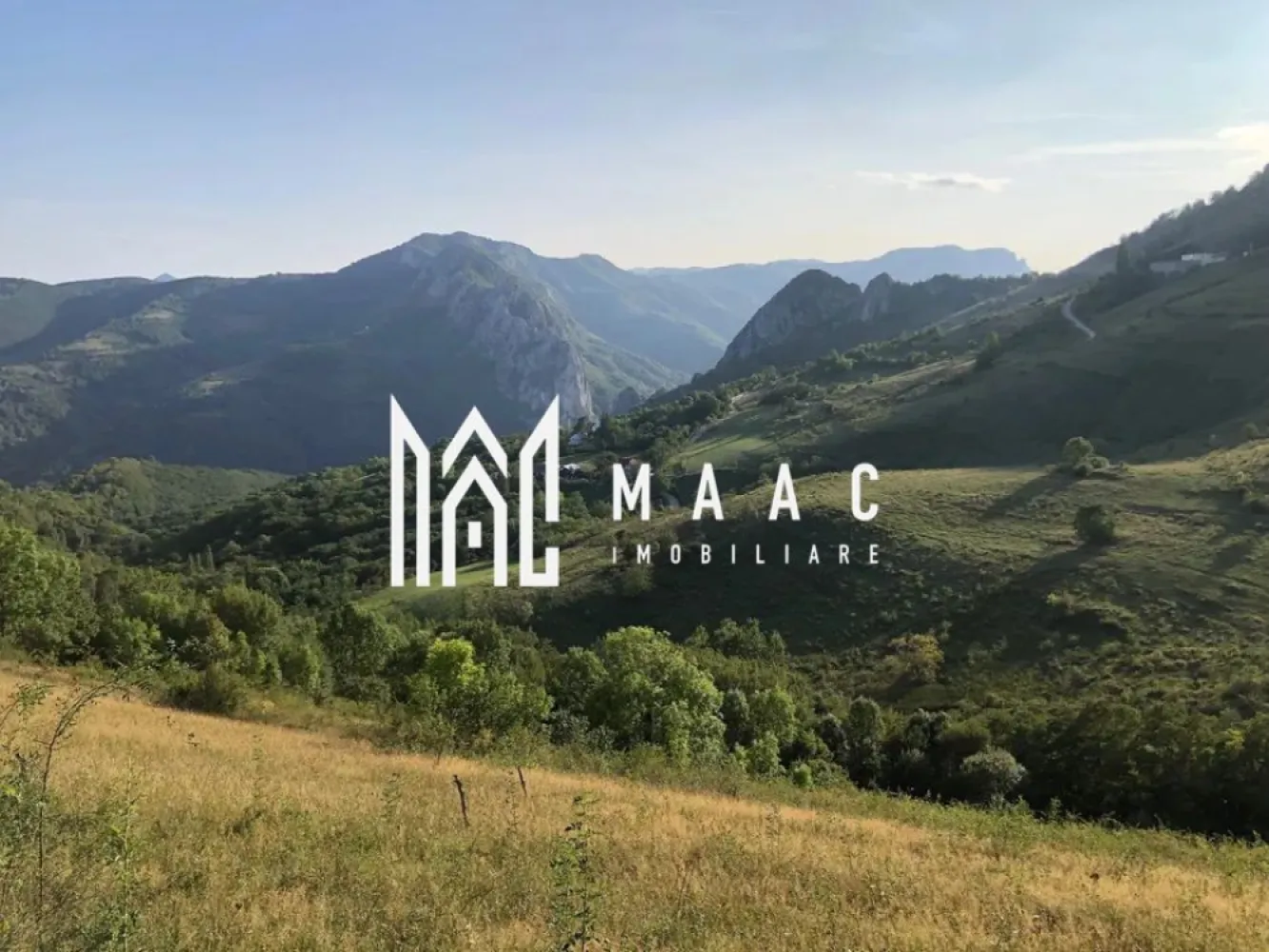 Teren cu potențial turistic I 3200 MP | TransApuseana - MAAC Imobiliare vă propune spre vânzare un teren cu potențial turistic, situat în localitatea Râmeț – o zonă de munte pitorească, ideală pentru construirea unei cabane sau a unei case de vacanță.

 Dacă îți dorești o cabana în mijlocul naturii, într-o zonă liniștită de munte, cu peisaje de vis, acest teren este alegerea perfectă pentru relaxare și deconectare de agitația orașului.

 Caracteristici teren:

Acces facil: la doar 5 minute de drumul asfaltat TransApuseana – zonă în plină dezvoltare turistică

Posibilitate de parcelare – flexibilitate pentru diferite proiecte

Dublu acces – avantaj pentru organizarea viitoarelor construcții

Utilități: disponibile în apropiere

 Avantaj major: terenul este pretabil atât pentru construcția unei cabane de vacanță, cât și pentru investiții turistice (pensiune, casă de oaspeți), datorită poziționării și peisajului deosebit.

 Pentru mai multe detalii și vizionări, precizati telefonic ca ati vazut anuntul cu ID: CP2750050