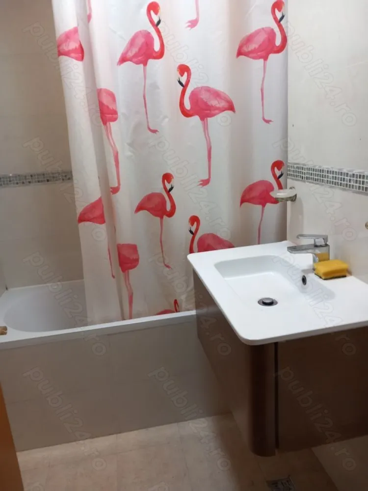 Vand apartament 3 camere - APARTAMENT 3 CAMERE 1 8 BLOC 2000 MONOLIT VEDERE MIXTA

Locatia centrala, stuctura monolit, amplasarea stradala, tipul de compartimentare dec ,cu centrala,si vederea mixta alcatuiesc seria avantajelor acestei proprietati. Beneficiaza, de asemeni, de facilitatile zonei, adica: institutii de invatamant, locuri de petrecere a timpului liber, restaurante, cofetarii, sali de sport, magazine, mijloace de transport in comun.
