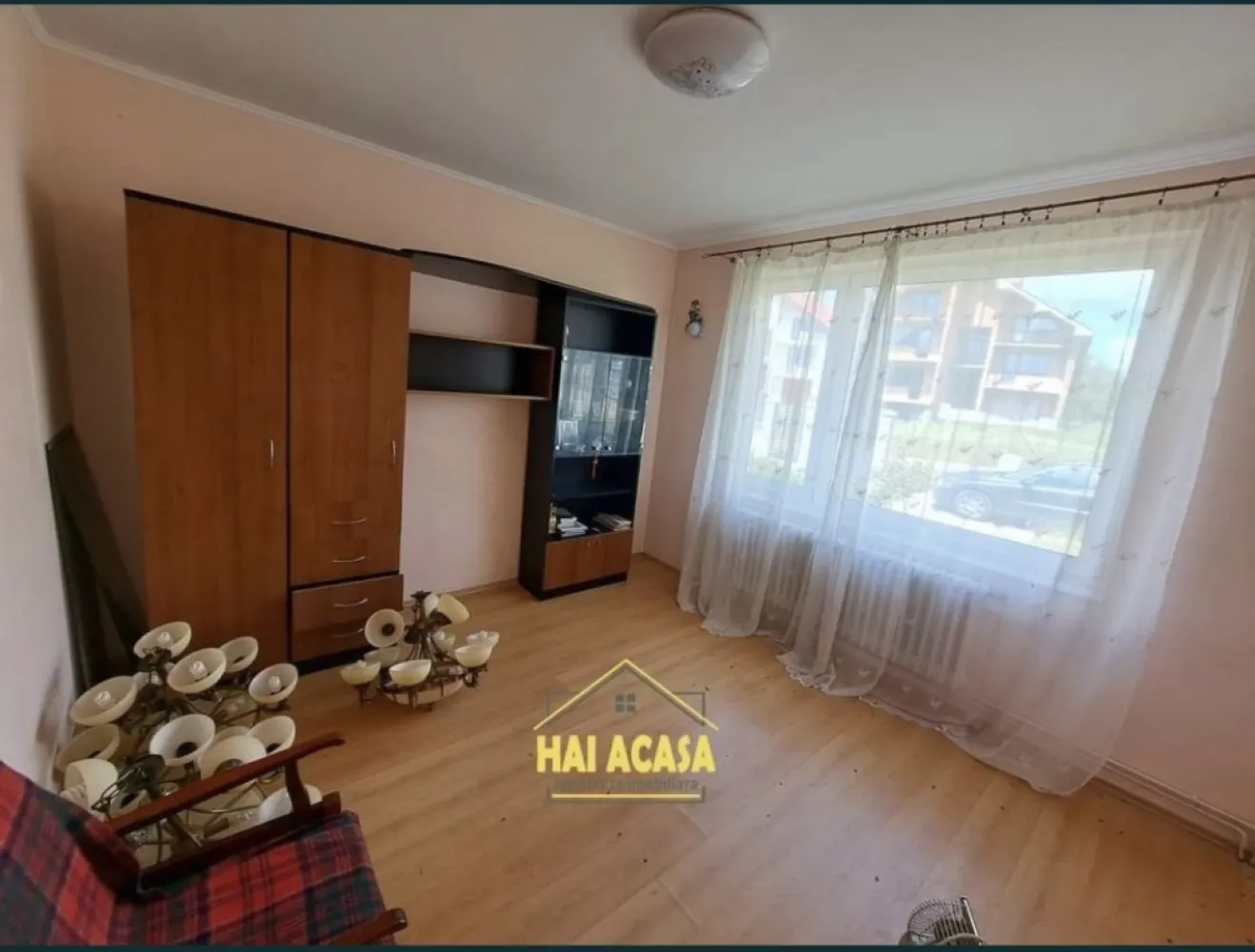 Casa de vanzare in Negresti Oas - Casa P+M situata in Negresti Oas cu teren aferent în suprafață de 1100 mp locuibila,are toate utilitățile