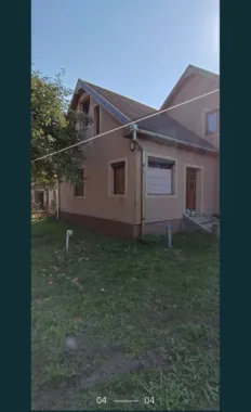 Casa de vanzare cu teren generos