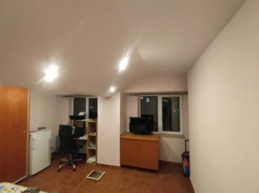 3 camere, zona Dacia, 93 mp, decomandat
