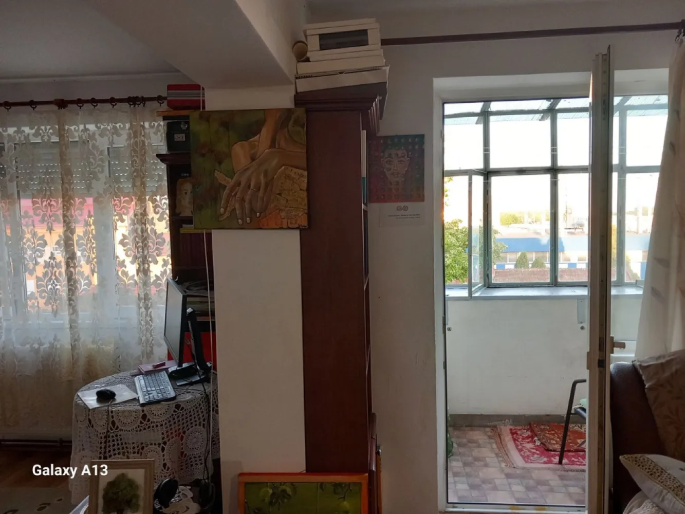 ageuropa.ro vinde ap 4 cam 103mp etaj 4/4 în zona CENTRALA. - Agenția EUROPA vinde apartament cu patru camere 103mp utili situat la etajul 4/4 în zona CENTRALA.