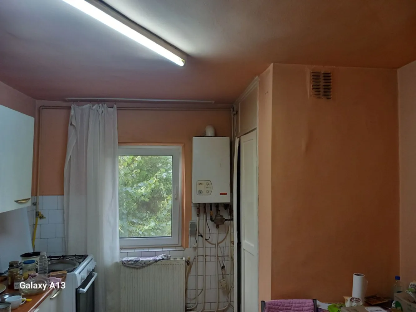 ageuropa.ro vinde ap 3 cam DECOMANDATE 90mp la etajul 3 în Micro 16. - Agenția EUROPA vinde apartament cu trei camere DECOMANDATE la etajul 3 în Micro 16.
