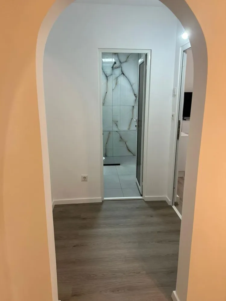 ageuropa.ro vinde apt. 4 cam. 78mp la etajul 2 în Micro 16. - Agenția EUROPA vinde apartament cu patru camere situat la etajul 2 în Micro 16. Pentru mai multe oferte, accesați ageuropa.ro.