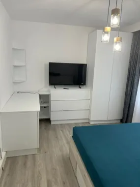 ageuropa.ro vinde apt. 4 cam. 78mp la etajul 2 în Micro 16.