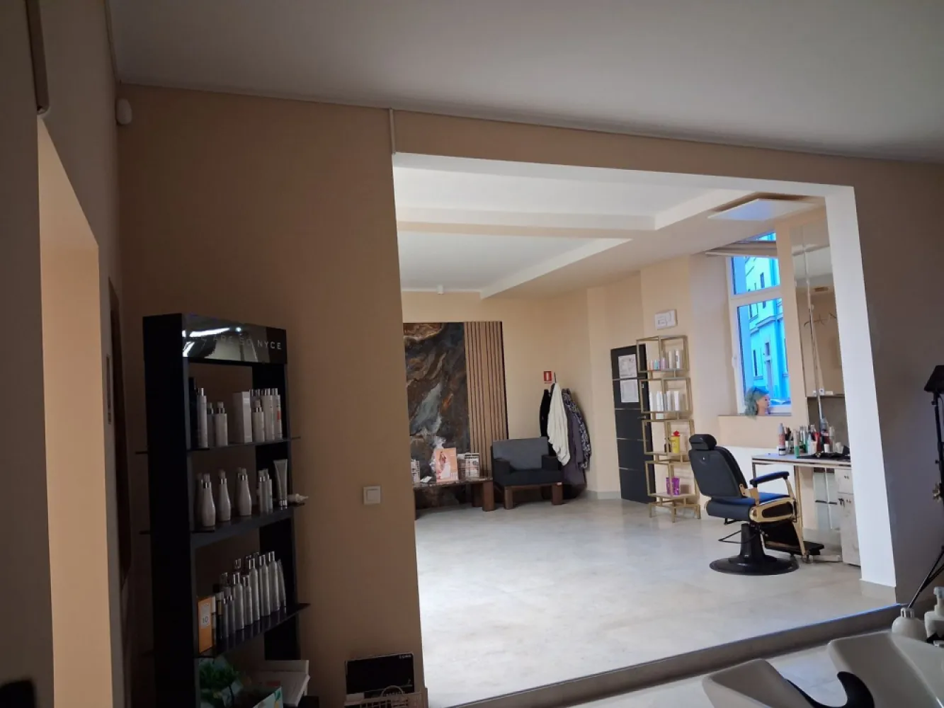 BRASADAS vinde spatiu comercial ULTRACENTRAL 160mp. - Agenția imobiliara BRASADAS vinde SPATIU COMERCIAL în zona ULTRACENTRALA cu suprafata utila de 160mp.
Www.brasadas.com.