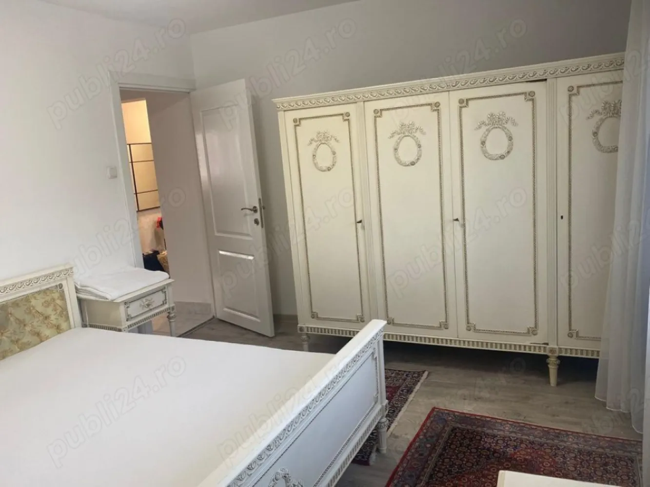 BRASADAS vinde apartament semicentral - Agenția imobiliara BRASADAS vinde apartament cu 2 camere, semicentral, decomandat, et.2, din BCA, 57 mp, 2 balcoane.
Www.brasadas.com.
