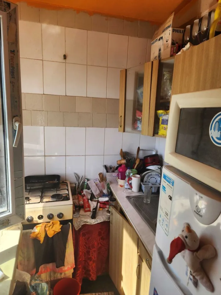 BRASADAS vinde ap 2 cam etaj 4/4 Humulesti. - Agentia Imobiliara BRASADAS vinde apartament cu doua camere in cartierul Solidaritati la etajul 4/4 pe Aleea Humulesti. Www.brasadas.com.