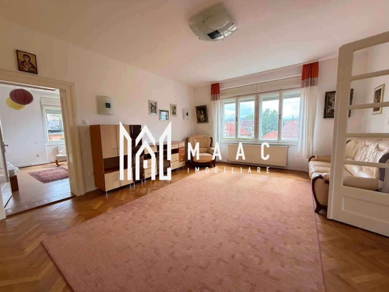Penthouse 4 camere | 2 bai | Decomandat | Balcon | Sub Arini