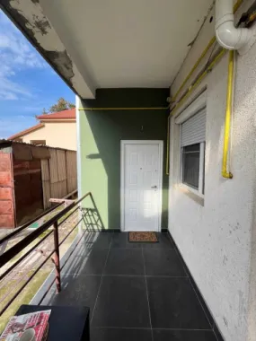 BRASADAS vinde ap 2 cam renovat - Cartierul Funcționarilor.