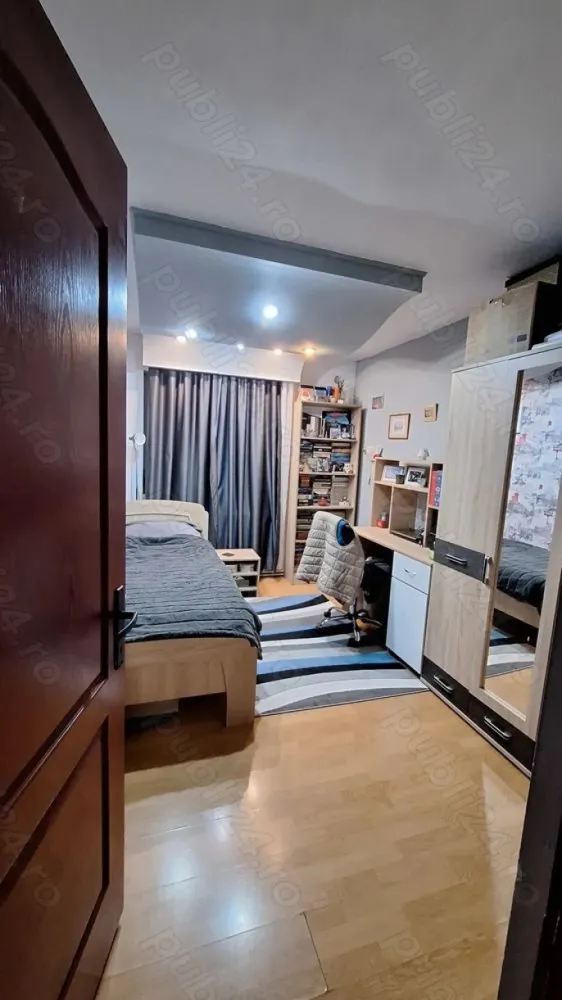 BRASADAS vinde ap 3 cam etajul 1 pe Botizului