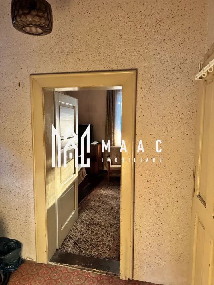 Casa 4 camere | Strada Magheranului | 100 MPU - Maac Imobiliare vă propune spre vânzare o casă situată pe strada Magheranului, cu o suprafață utilă de 100 mp, ideală pentru cei care își doresc un cămin într-o zonă liniștită, dar bine conectată.

Proprietatea este compusă din:
 3 camere foarte spațioase
 Bucătărie
 Baie
 Hol
Pod mansardabil – ideal pentru extindere sau spațiu de depozitare suplimentar
 Pivniță
Grădină proprie – perfectă pentru relaxare sau activități de grădinărit

 Acces auto disponibil!
 Front stradal – locație ușor accesibilă
 Curte comună cu o singură altă locuință, situată în partea din spate a curții

Această casă este ideală pentru o familie care își dorește un spațiu generos și funcțional, cu posibilități de personalizare sau extindere.

Pentru mai multe detalii va rugam specificati telefonic ID: CP2727035