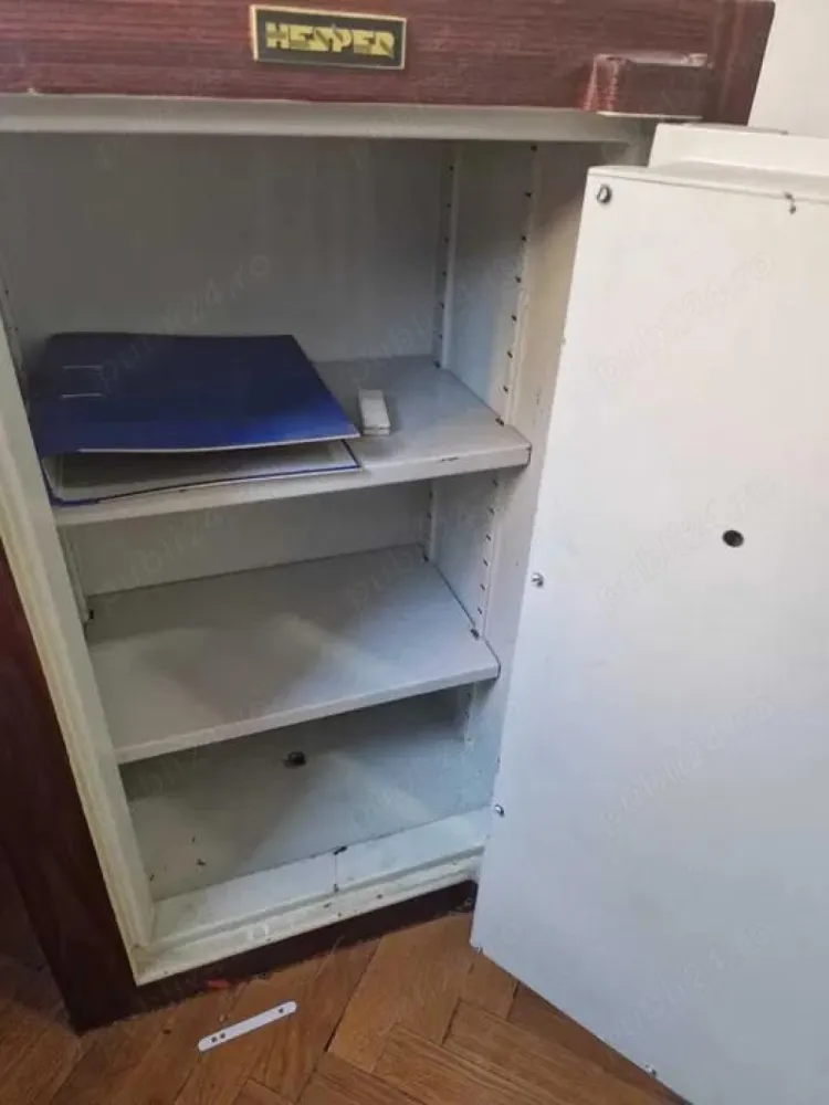 BRASADAS închiriaza 2 cam Smardan - Unirii - Birou - Locuit. - Agenția imobiliara BRASADAS închiriază apartament de 2 camere situat pe Str. Smardan din Centrul Vechi, Bucuresti

Apartamentul este partial mobilat si utilat,

Se percep 3 luni la inchiriere ( luna in curs, o luna avans, o luna garantie )

Pret negociabil la perioada mai mare de 12 luni 24 luni
