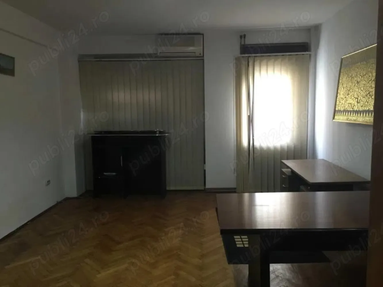 BRASADAS închiriaza 2 cam Smardan - Unirii - Birou - Locuit. - Agenția imobiliara BRASADAS închiriază apartament de 2 camere situat pe Str. Smardan din Centrul Vechi, Bucuresti

Apartamentul este partial mobilat si utilat,

Se percep 3 luni la inchiriere ( luna in curs, o luna avans, o luna garantie )

Pret negociabil la perioada mai mare de 12 luni 24 luni