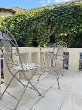 BRASADAS inchiriaza in REGIM HOTELIER Pta Romana