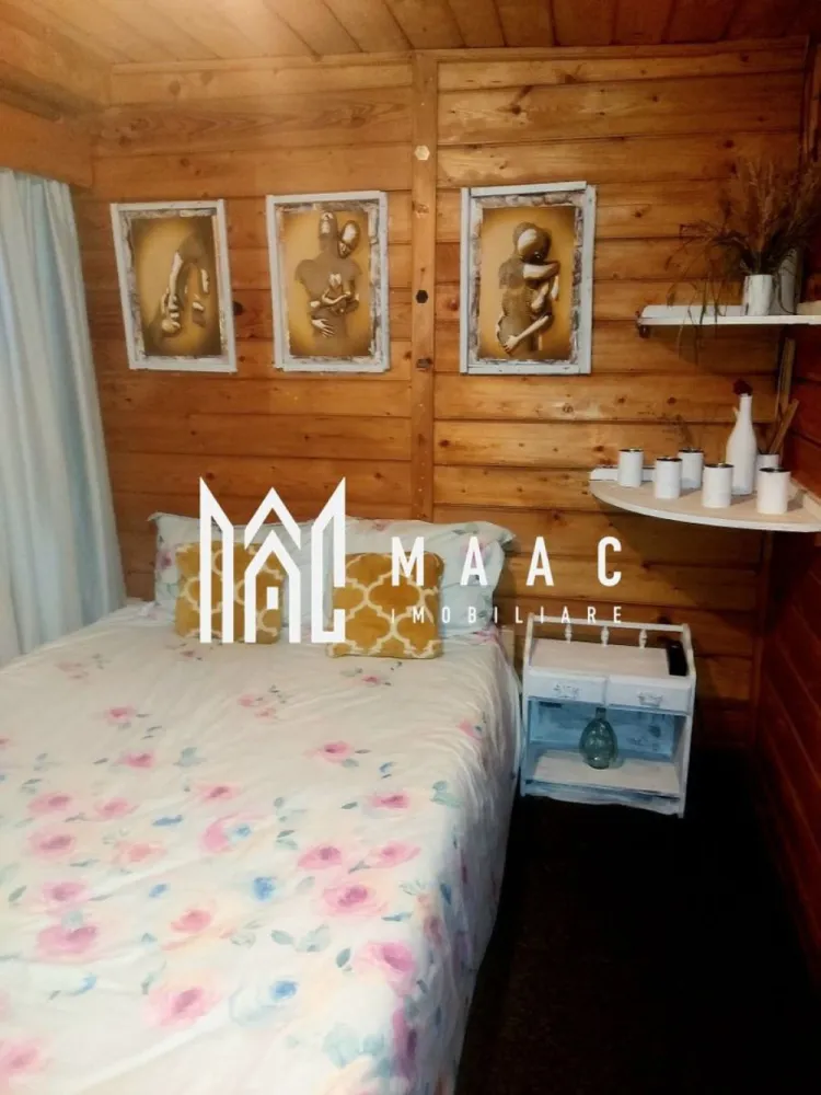 Casa 6 camere | Marginimea Sibiului | Pretabil investitie | - Casă cu 6 camere de vânzare în satul Vale, județul Sibiu 

Preț excelent! Ideală pentru locuință permanentă, casă de vacanță sau pensiune.

Maac Imobiliare vă propune spre vânzare o proprietate cu potențial deosebit, situată în satul Vale – o localitate pitorească, aflată la doar 23 km de Sibiu. Zona este liniștită, înconjurată de natură, cu acces facil pe drum asfaltat.

Proprietatea cuprinde două corpuri de clădire:

 Casa 1: 2 dormitoare, 2 bucătării, baie, cămară.
 Casa 2: 4 dormitoare sus la etaj, parter bucătărie, baie, sală de luat masa.
 Gradina deține construcție aranjata pentru pentru chefuri
Anexe și facilități:
Sală de petreceri
Pivniță
Cămări și magazii
Pod mansardabil
Curte spațioasă și grădină cu pomi fructiferi
Grădină de legume + solar
Zone de relaxare
Cuptor tradițional, grill, ceaun

Curte separată pentru animale, cu cotețe din BCA
 Suprafață teren: aproximativ 1350 mp

Utilități:
Curent electric trifazic
Apă curentă (rece și caldă), canalizare
Încălzire cu sobe de teracotă și electrică
Internet (Wi-Fi) și TV prin fibră optică
Gazul este tras până la poartă

Avantaje zonă:

 Peisaj montan deosebit
Aproape de pădure
 Zonă liniștită, ideală pentru relaxare
 Acces facil la oraș (23 km până în Sibiu)
 Infrastructură bună (drum asfaltat)
La doar 2 km: școală, grădiniță, piață, magazine, restaurante, pizzerie, fast-food

Pentru mai multe detalii va rugam specificati telefonic ID: CP2723143