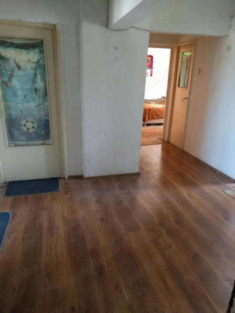 BRASADAS vinde ap 4 cam în Micro 16 la etajul 10/10. - Agenția BRASADAS vinde apartament cu 4 camere decomandat la etajul 10/10 in Micro 16.
Blocul este în proces de reabilitare termică.
Pentru mai multe oferte accesați www.brasadas.com.