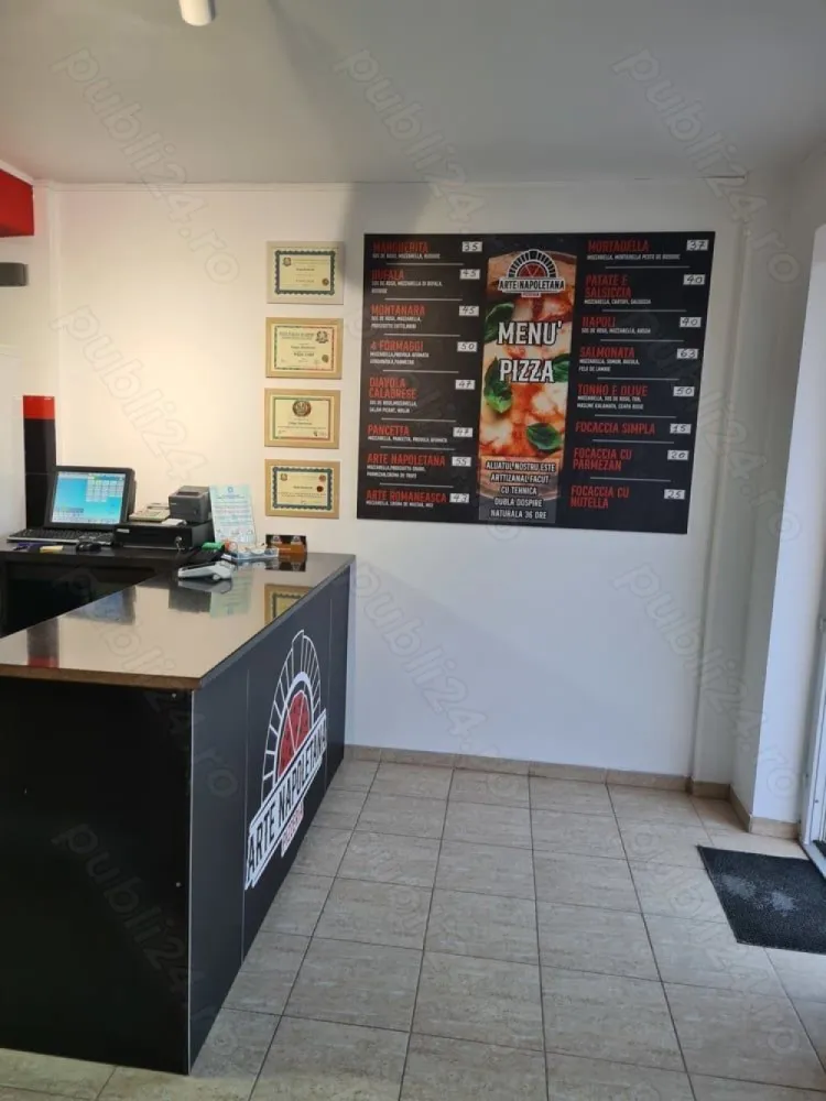 BRASADAS vinde Pizzerie in Popesti Leordeni. - Agenția imobiliara BRASADAS vinde pizzerie delivery in Popești-Leordeni
Afacerea este rentabila avand clientela formata. 
Se vinde complect utilata ca in poze. Spatiul este format din zona de servire unde gasim cuptor mare pe gaz, masa cu vitrina refrigerata 250 cm, feliator profesional, malaxor profesional 22 L doua viteze,vitrina bauturi, frigider, aer conditionat, mese inox etc. Doua locuri la masa in interior pentru clienti. In spatele zonei de servire avem spatiul de depozitare si toaleta. Total 40 mp spatiu la interior..In fata spatiului avem o terasa si loc de parcare privat exact langa pizzerie. Chiria spatiului este foarte mica de 600 euro lunar. Contractul de chirie se preda pe timp de 4 ani. Pretul pentru afacere este doar 14.900 euro.

Pentru mai multe oferte accesați www.brasadas.com