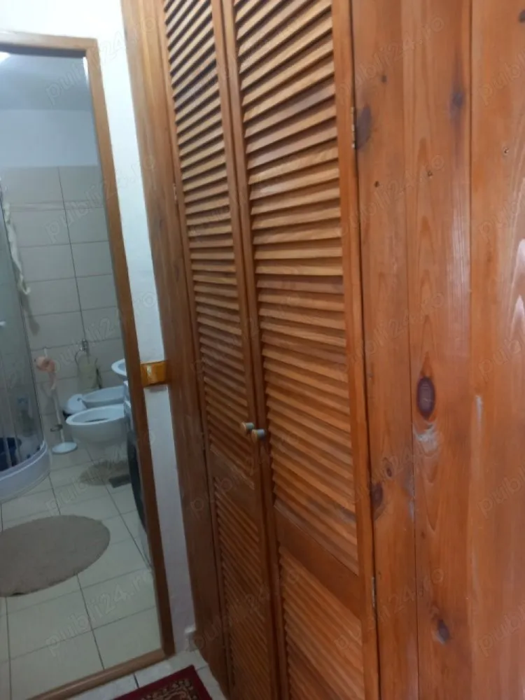 Ag BRASADAS vinde apt. 3 cam etaj 2/4 în Carpați 2. - Agenția BRASADAS vinde apartament 3 camere, 82 metri pătrați util. în cartier Carpați 2, Eaj 2/4.
Renovat, nu necesită investiții. 
www.brasadas.com.
