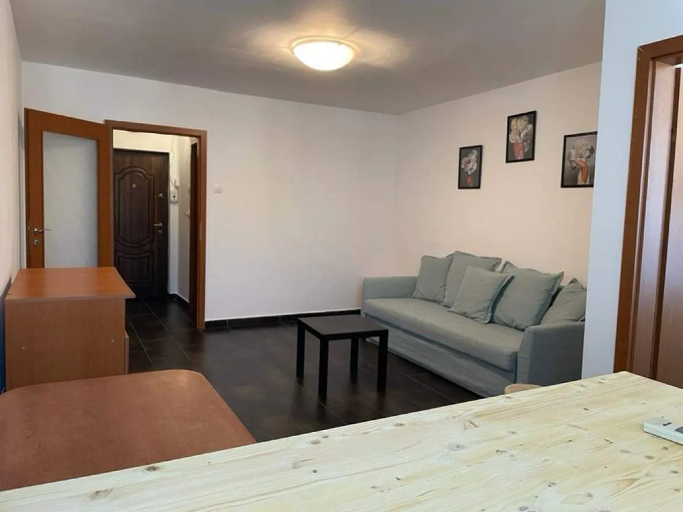 Vanzare garsoniera dr taberei - Vanzare garsoniera drumul taberei strada 1 mai nr 18, etaj 9/10 bloc 17s14, detalii la telefon