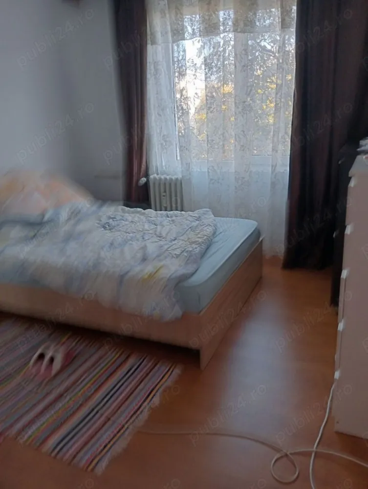 Particular vând schimb 3cam Piata Rahova - Str Croitoru Vasile et2 curat locuibil mici îmbunătățiri fara probleme cu căldură și apă caldă pret93500 e la schimb cu gara cf1 et inferior+ dif sau casa curte București + max. 30 km evaluată corect .ap se afla pe spatele blocului deci e liniște piata ,școală,grădinița,mijloace transport max5 minute