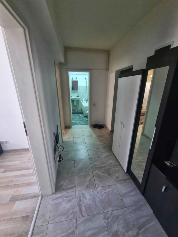 Apartament 2 Camere - Proprietar - Metrou Leonida - Apartament 2 Camere situat in Sectorul 4 - Soseaua Berceni 94
Etajul 2/10
5 minute pana la metroul Dimitrie Leonida
Parcare 
Direct Proprietar