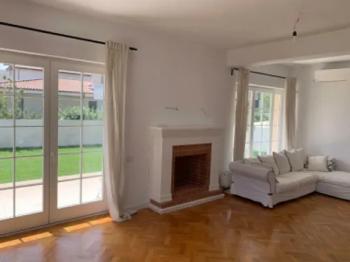 Casa individuala langa lacul Straulesti cu mutare imediata. Direct proprietar