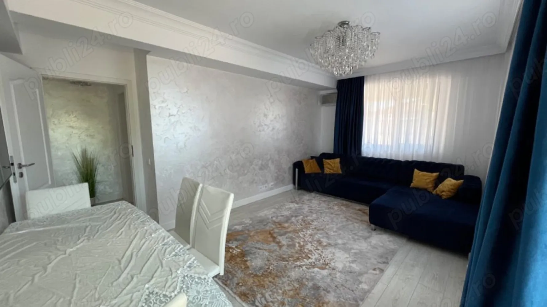 Casă 3 camere 2 băi și curte 75 mp finisată și mobilată lux - Proprietar Am un ap de 80 mp utili cu 3 camere și 2 băi plus curte de 75 mp . Am pus casa pentru ca am intrare separat și curte proprie iar blocul este de 3 etaje . Ap se vinde finisat și mobilat la cheie .
Rog și ofer seriozitate , pentru detali sunați !