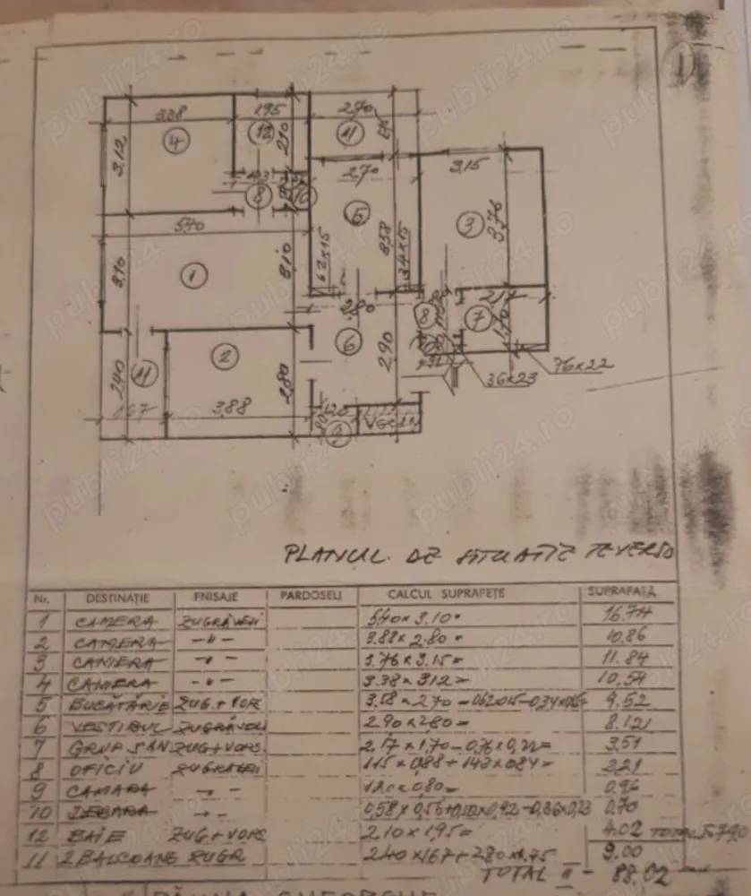 Apartament 4 camere, Zona Stadion Steaua, Capăt Tramvai 41 Bd Ghencea - Proprietar- De Vânzare: Apartament 4 camere 88 mp,2 balcoane 2 bai ,racord separat de gaz posibilitate montaj centrala de apartament , Zona Stadion Steaua, Capăt Tramvai 41 si 8 minute de statie de metrou ,gradinita si scoala in apropiere la 300 m de bloc ,kaufland ,mega ,Profi ,Auchan,Parc Moghioros 12 min de mers pe jos 
Etaj: 2 din 8, ,zona linistita ,vecini de calitate 
An construcție: 1982
Se acceptă achiziția prin credit,140 000 euro.
Tel : Madalin , Florin