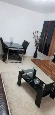 Vand apartament 4 camere