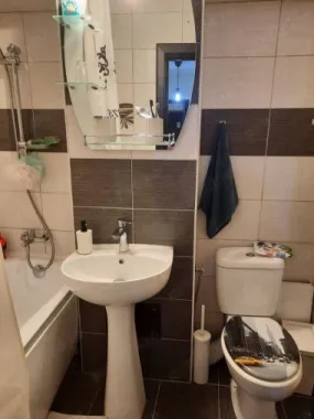 Vânzare apartament 4 camere Militari Veteranilor