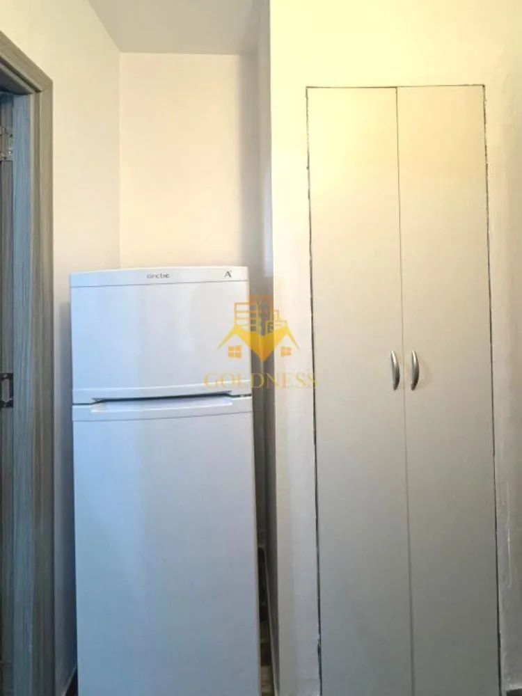 Garsoniera/ STUDIO, Manastur, Profi, Zona La Terenuri/Bucium, Parang - GOLDNESS Imobiliare vă propune spre închiriere o garsonieră complet mobilat și utilat, la etajul 7 într-un imobil de 10 etaje, în Cartierul Mănăștur .
 Se gasesc locuri de parcare pe strazile din vecinatatile blocului.

Se află în apropierea stațiilor de transport în comun, magazine, restaurante, spații verzi, farmacii, etc. 

Apartamentul este compartimentat astfel:
 - o cameră cu canapea extensibilă, dressing, fotoliu, măsuță de cafea
 - bucatarie complet utilată, loc de servit masa 
 - baie cu cadă , calorifer și dulap pentru depozitare.
 - balcon 3 mp.

Imobilul este dotat cu toate cele necesare- termoficare, mașină de spălat haine, frigider, aragaz, etc. 

Dacă sunteți interesați de acest apartament și doriți să îl vizionați, dar și pentru alte oferte nu ezitați să ne contactați telefonic sau prin e-mail. Vă stăm la dispoziție!

Pentru intermediere se percepe un comision de 50% din prețul chiriei!