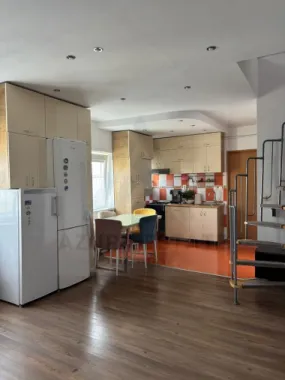 Apartament 4 camere 76 mp utili zona Hipodrom 3 cu loc de parcare