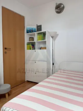 Apartament 4 camere 76 mp utili zona Hipodrom 3 cu loc de parcare