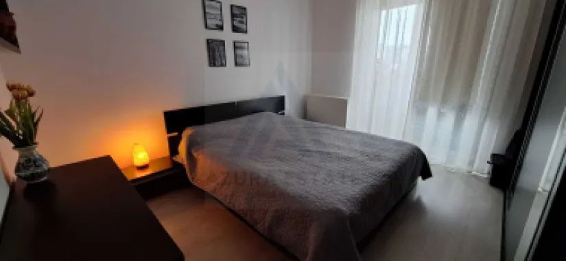 Apartament modern 3 camere 2 bai 2 balcoane etaj 2 si parcare Turnisor
