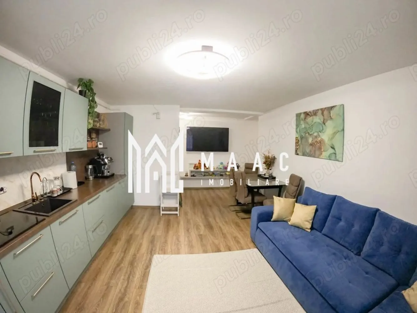 Apartament 3 camere | Gradina | 109 MP | Parcare | Selimbar - MAAC Imobiliare va prezinta un apartament cu 3 camere in Șelimbăr. Caracteristici: Suprafață utilă: 70 mp Construcție nouă, finalizată în 2020 Conectat excelent la oraș: doar 10 minute până la Promenada Mall Sibiu În apropiere de școli, magazine, transport public și spații verzi Grădină privată cu suprafață de 109 mp Sistem automat de irigație Robot de tuns iarba inclus Se vinde complet mobilat și utilat Centrală termică proprie, aer condiționat și filtru de apă Loc de parcare inclus în preț. Pentru mai multe detalii precizati telefonic ca ati vazut anuntul cu ID: CP2681465