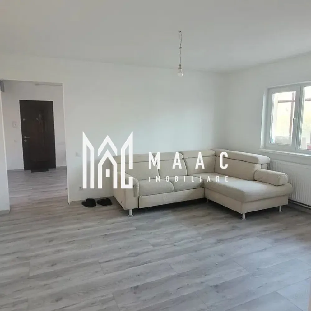 Apartament 2 camere | Etaj 2 | Balcon | Renovat | Ciresica - MAAC Imobiliare va prezinta un apartament 2 camere situat la etajul 2 in zona Ciresica. Caracteristici: Suprafață utilă: 54 mp Etaj: 2/4 Apartament renovat complet, inclusiv instalațiile electrice și sanitare Centrală termică proprie cu calorifere Compartimentare și dotări: Bucătărie mobilată și utilată complet (plită electrică, hotă, mașină de spălat vase, cuptor cu microunde – toate noi), baie cu calorifer tip scăriță, duș tip ciupercă, oglindă cu dezaburire, afișaj oră și temperatură, senzor de lumină, living, dormitor, hol spațios, balcon închis, pivniță. Finisaje: Parchet nou de 10 mm Calorifere noi Instalație electrică modernizată Avantaje: Apartament complet renovat, fără necesitatea unor investiții suplimentare Etaj intermediar (2/4) Spații de depozitare (pivniță și balcon închis) Stare de vânzare: Apartamentul se vinde mobilat și utilat. Pentru mai multe detalii precizati telefonic ca ati vazut anuntul cu ID: CP2671634