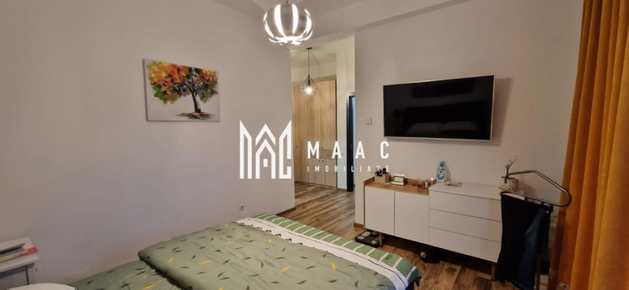 Apartament 3 camere | Curte 60 MP | Parcare | Selimbar