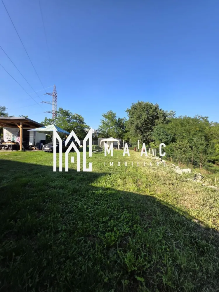 Teren Intravilan I609mp I Investitie I Imprejmuit I Turnisor - MAAC Imobiliare va prezinta un teren cu suprafata de 609 mp, Intravilan, situat intr-o zona in plina dezvoltare. 

Terenul este situat intr-o curte privata, cu acces pe poarta automatizata cu telecomanda. 

Imprejmuit. 

Toate actele puse la punct - pregatit pentru contructie imediata ( casa unifamiliala ) 

Zona ideala - acces rapid spre oras, ferita de trafic 

Nu necesita PUZ .

Ideal pentru investitie

Disponibil imediat, liber de sarcini 

Pentru mai multe detalii sau vizionari mentionati ID: CP2663720