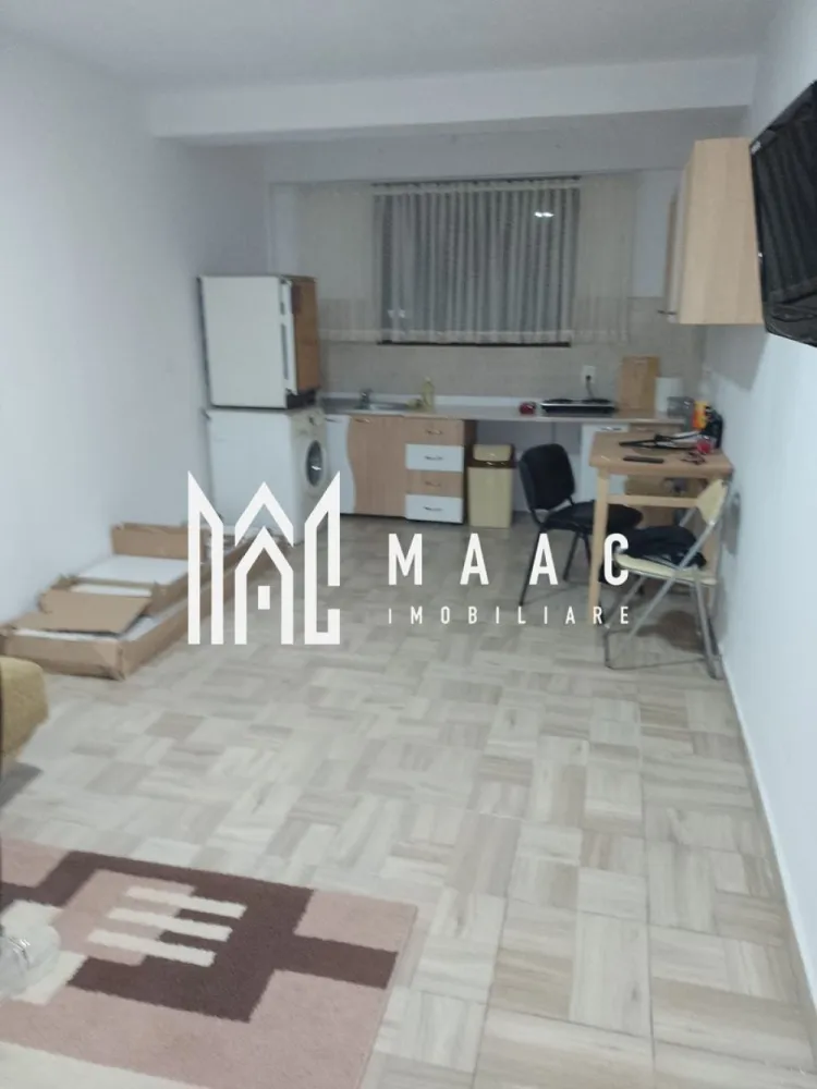 Garsoniera | Demisol | Zona Hipodrom 3 - Agenția MAAC Imobiliare vă propune spre vanzare o garsonieră complet mobilată și utilată, situată într-o zonă liniștită și accesibilă - Hipodrom 3, lângă magazinul Supeco. Această proprietate este ideală pentru cei care caută confort și accesibilitate.

Caracteristici Principale
Suprafață Utilă: 26,33 mp
Localizare: Hipodrom 3, lângă magazinul Supeco
Tipul Proprietății: Garsonieră mobilată

Avantaje și Beneficii :

Localizare Excelentă: Aproape de mijloacele de transport în comun, facilități comerciale (magazinul Supeco), școli și zone verzi.
Complet Mobilată și Utilată: Nu necesită investiții suplimentare în mobilier sau electrocasnice.
Confort și Funcționalitate: Spațiul este bine compartimentat și optimizat pentru a oferi un maximum de confort.
Siguranță și Liniște: Zona este recunoscută pentru siguranța sa și atmosfera liniștită, ideală pentru locuit.

Preț și Condiții
Pentru detalii suplimentare legate de preț și condiții de închiriere, vă rugăm să contactați agenția MAAC Imobiliare. Vom fi bucuroși să vă oferim toate informațiile necesare și să organizăm o vizionare la fața locului.

Pentru mai multe detalii precizati telefonic ca ati vazut anuntul cu ID:CP2028674