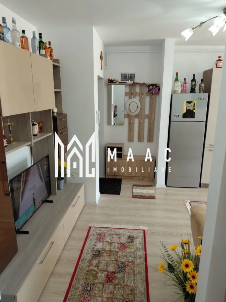 Apartament 2 camere | Parcare | Parter | Turnisor - MAAC Imobiliare vă propune spre vânzare un apartament cu 2 camere situat în zona Turnișor, o zonă rezidențială apreciată pentru liniște, accesibilitate și proximitatea față de facilități esențiale.

Locuința are o suprafață utilă de 38 mp și se vinde semimobilată, oferind posibilitatea unei mutări rapide. În preț sunt incluse un loc de parcare intabulat și o boxă generoasă de 5 mp, asigurând spațiu suplimentar pentru depozitare și confort zilnic.

Caracteristici și avantaje:
-apartament cu 2 camere
-suprafață utilă de 38 mp
-boxă de 5 mp
-loc de parcare intabulat inclus în preț
-se vinde semimobilat
-bloc îngrijit
-zonă liniștită și civilizată

Apartamentul este potrivit atât pentru locuință proprie, cât și pentru investiție în vederea închirierii, zona Turnișor fiind una cu cerere constantă pe piața imobiliară.

Pentru mai multe informații și programarea unei vizionări, vă rugăm să menționați numărul CP2646795 la telefon.